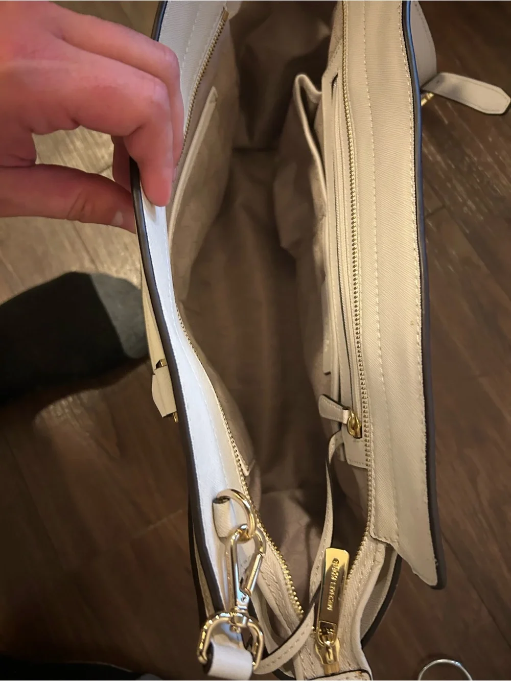 Michael Kors Ivory Leather Satchel with Gold Hardware - Picture 4 of 5